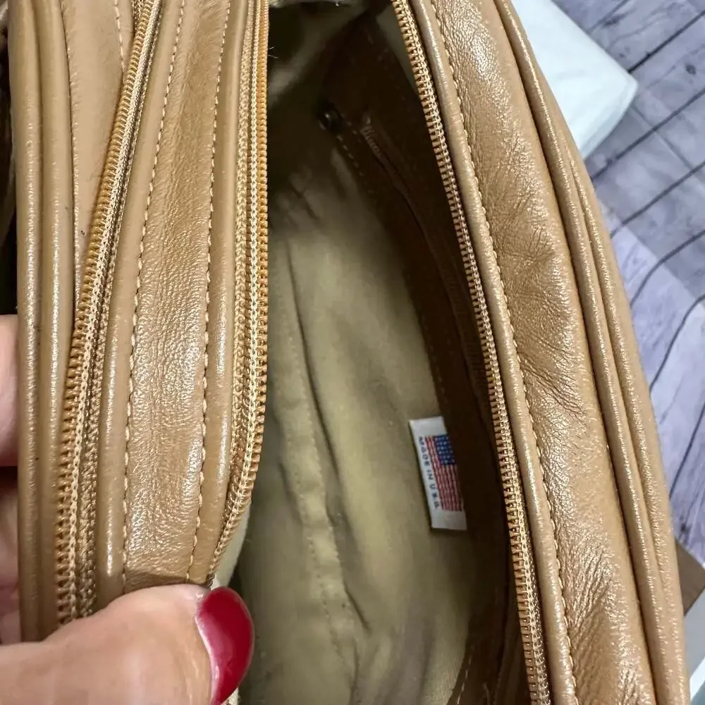 Stone Mountain Genuine Leather Brown Crossbody Bag - Picture 9 of 10